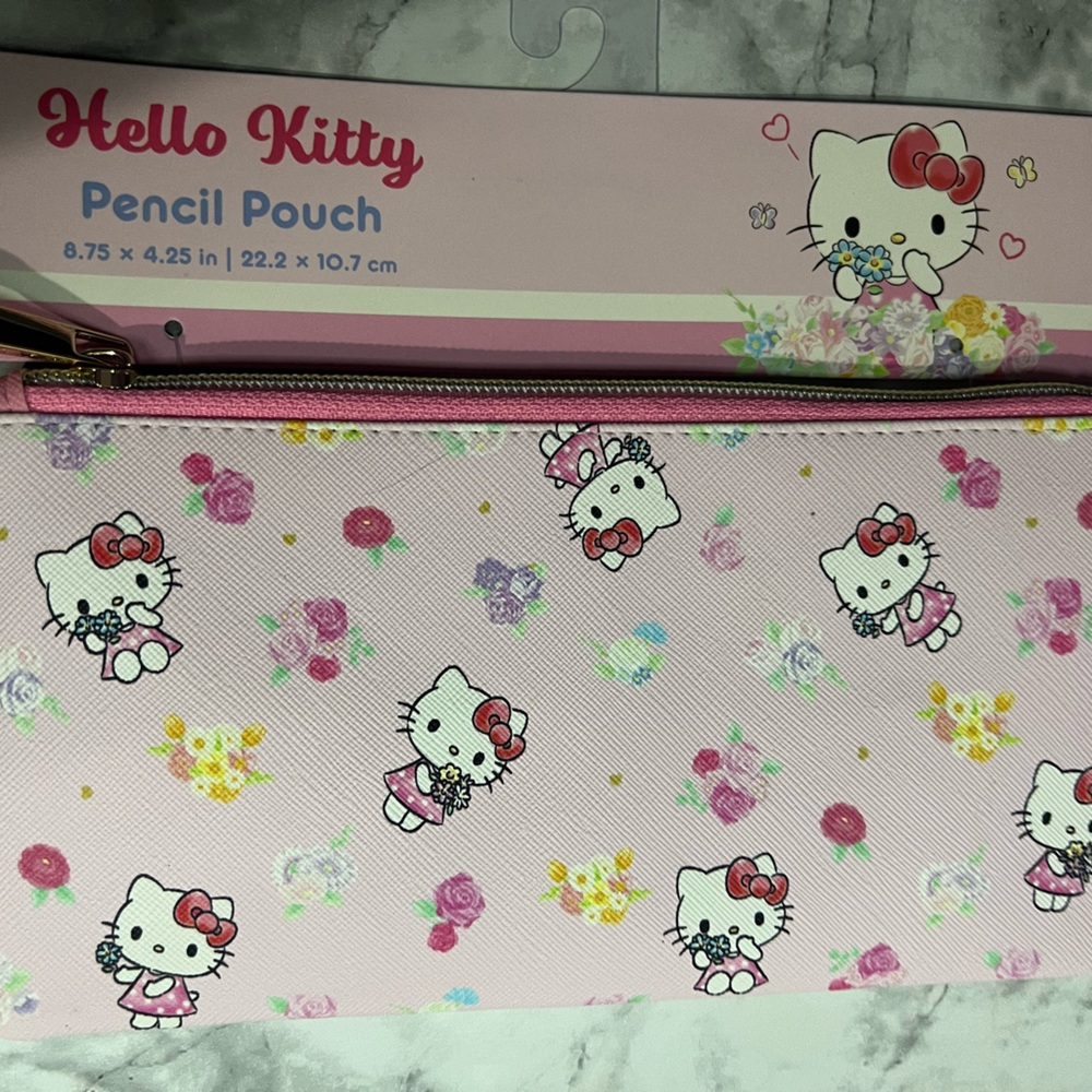 Hello Kitty Floral Pink Pencil Case